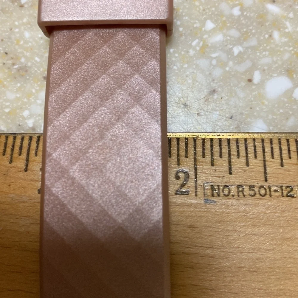 Fitbit Charge 4 charger cord and replacement wristbands (Large Women)